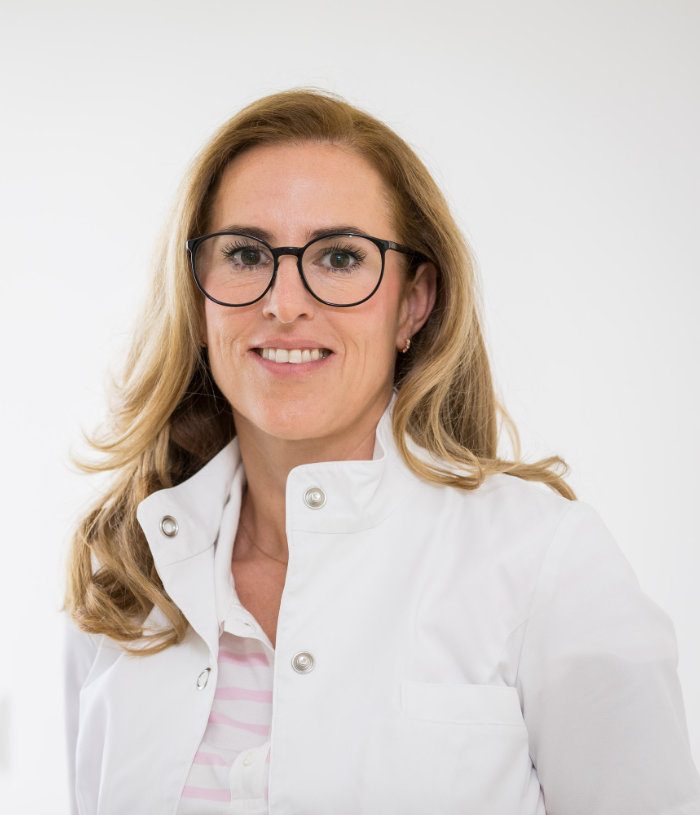 Dr. Nicole Schönbauer